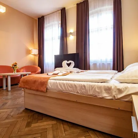 Aparthotel U Cerne Veze Ceske Budejovice