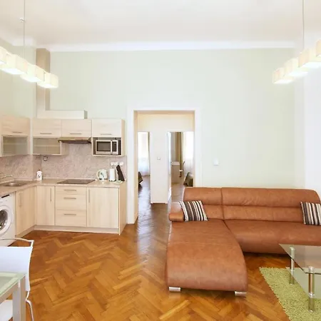 U Cerne Veze Aparthotel